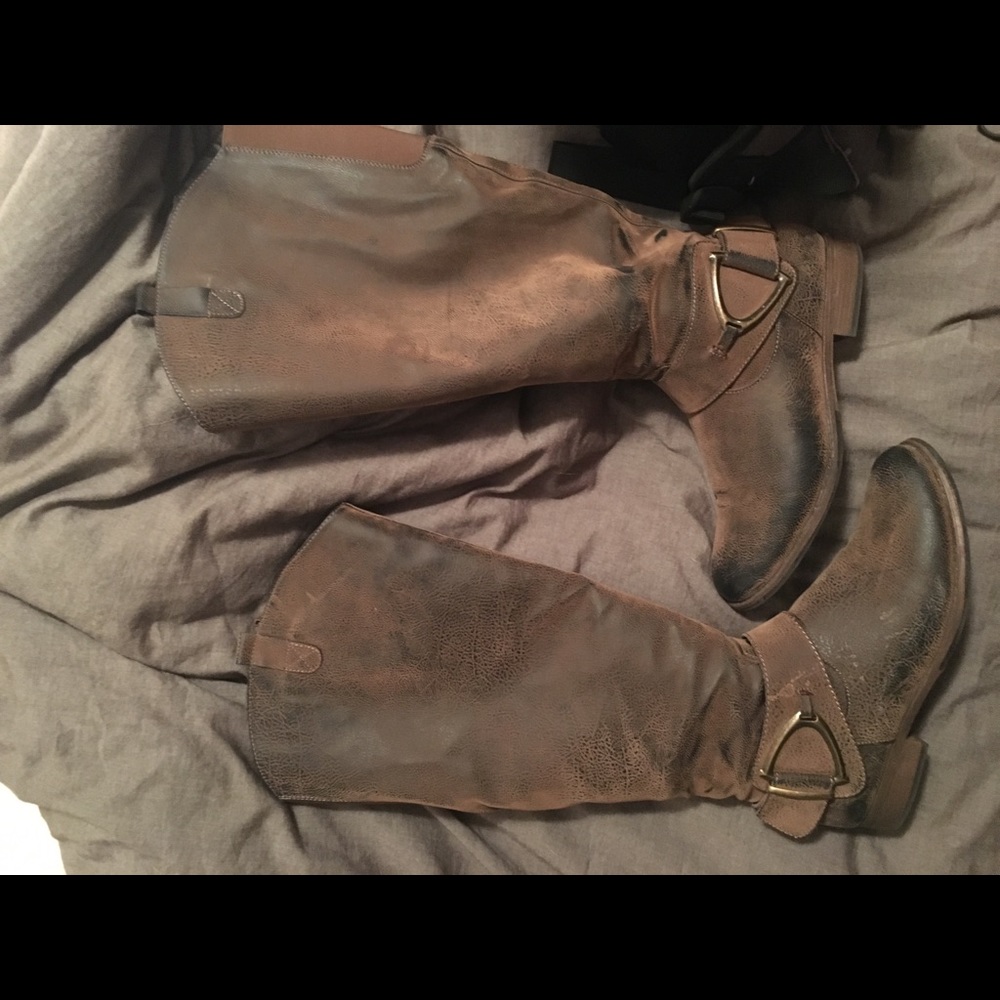 Maurice’s Wide Calf Distressed Boots